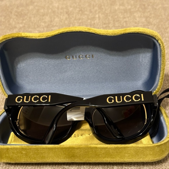 Men's Full-Rim Logo Gucci Sunglasses - Picture 6 of 16